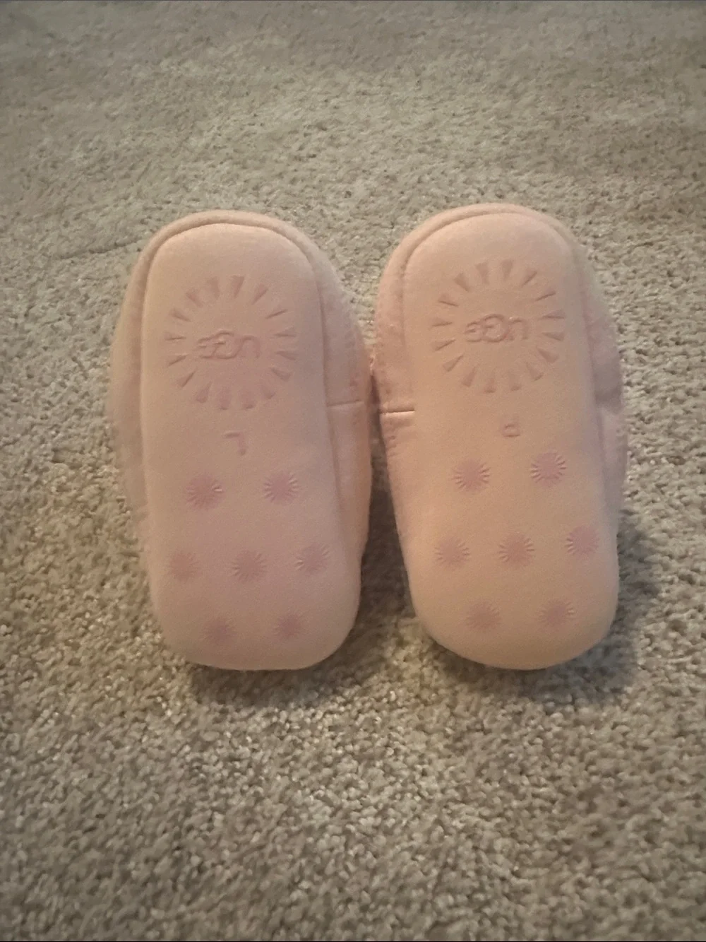 UGG Pink Ribbed Knit Baby Walker Boots Size 02/03